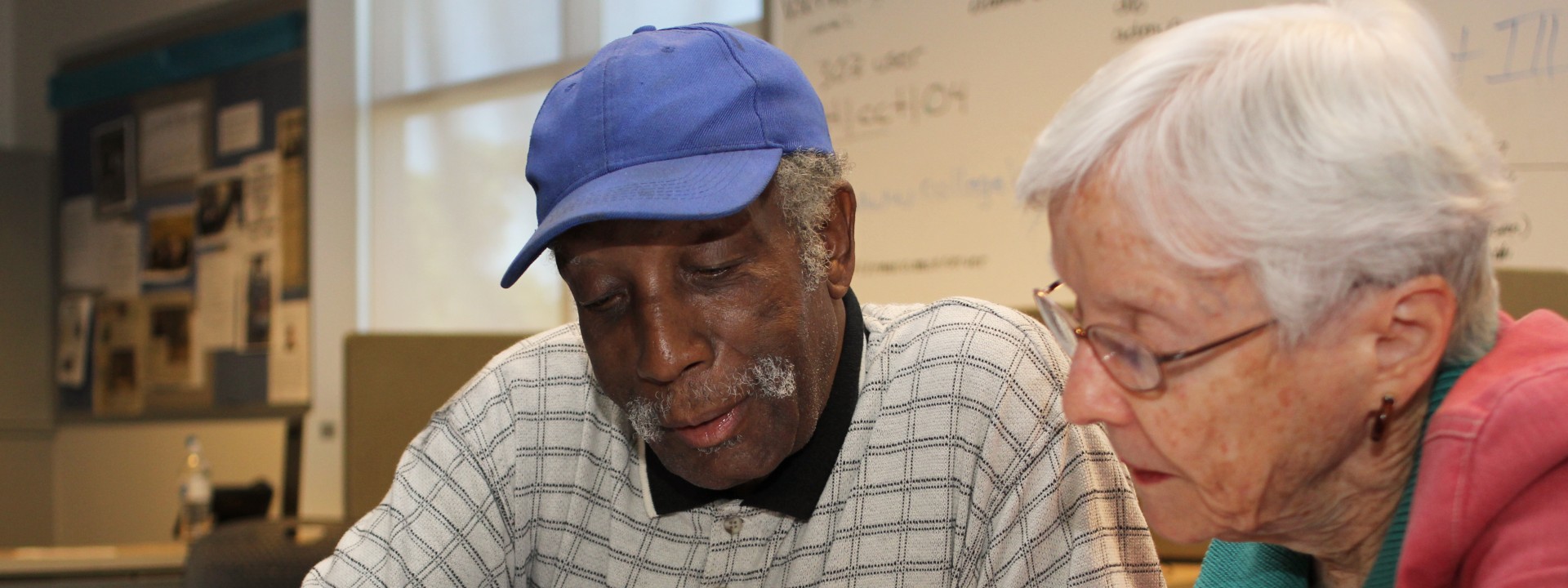 Adult tutoring at the Honickman Learning Center Comcast Technology Labs